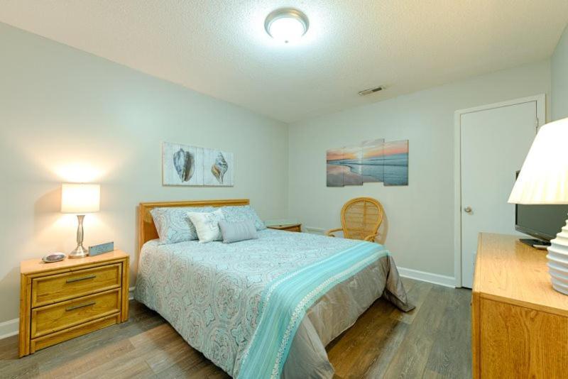 Sandy Dunes Oceanfront Condo - Just Renovated June 2020 Myrtle Beach Exterior foto